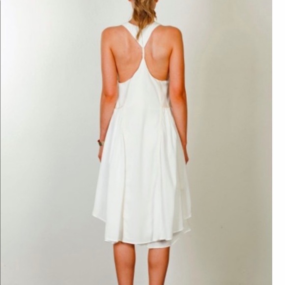 Three Of Something White Seven Caves Dress - Picture 10 of 11